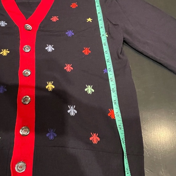 Fabulous Navy w Red trim Gucci multicolor bees cardigan size Medium (runs small) - Picture 9 of 9